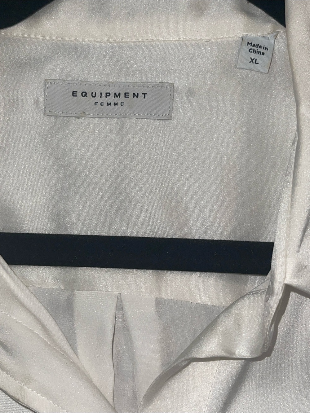 Equipment Ivory Smooth 💯 Silk Button down Blouse Sz. XL - Picture 4 of 12